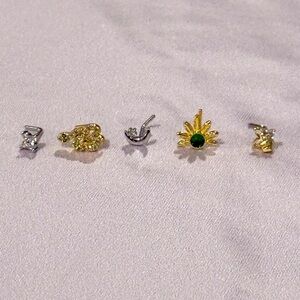 Elegant Gold and Silver nose jewelry Set! Mixed metals/stones! 20ga L bend! New!